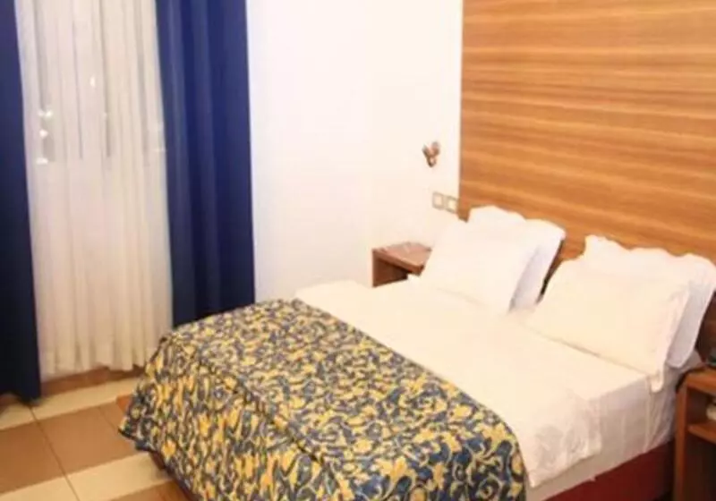 호텔 Franco Yaounde