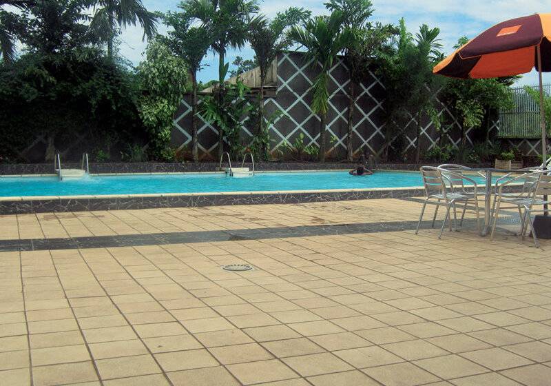 호텔 Franco Yaounde