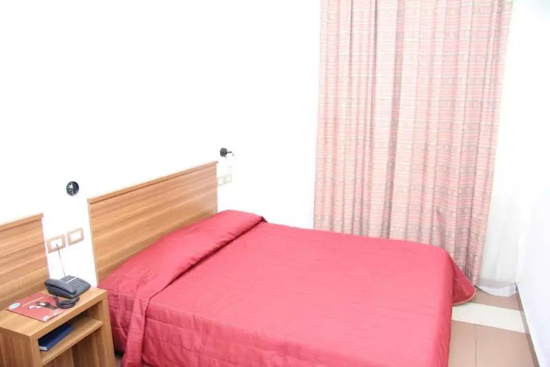 호텔 Franco Yaounde