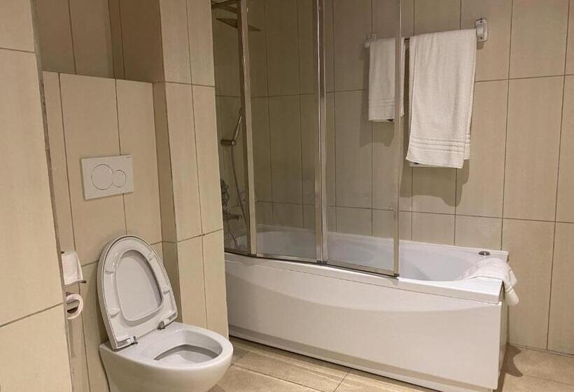 호텔 Franco Yaounde