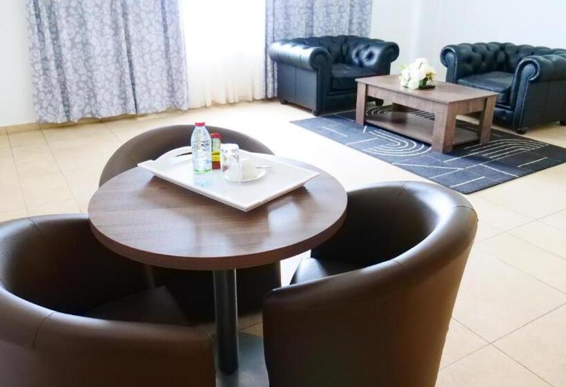 호텔 Franco Yaounde