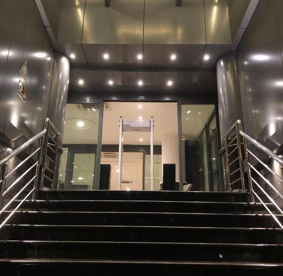 호텔 Franco Yaounde