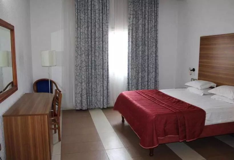 호텔 Franco Yaounde