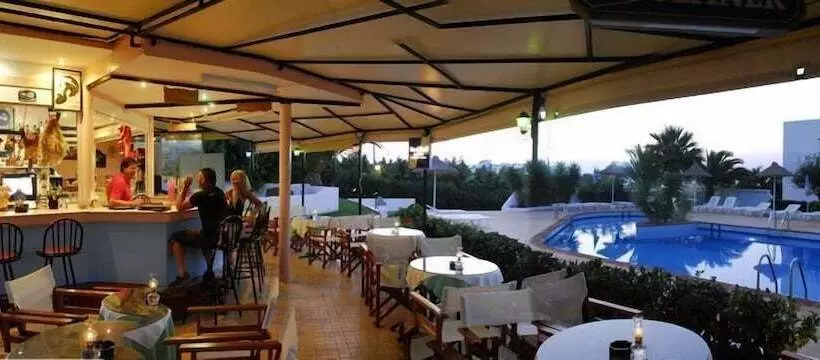 ホテル Golden Dream Apartments