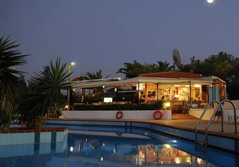 ホテル Golden Dream Apartments