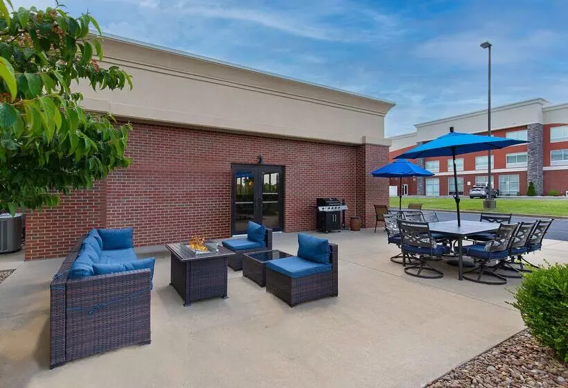 호텔 Hampton Inn & Suites Madisonville