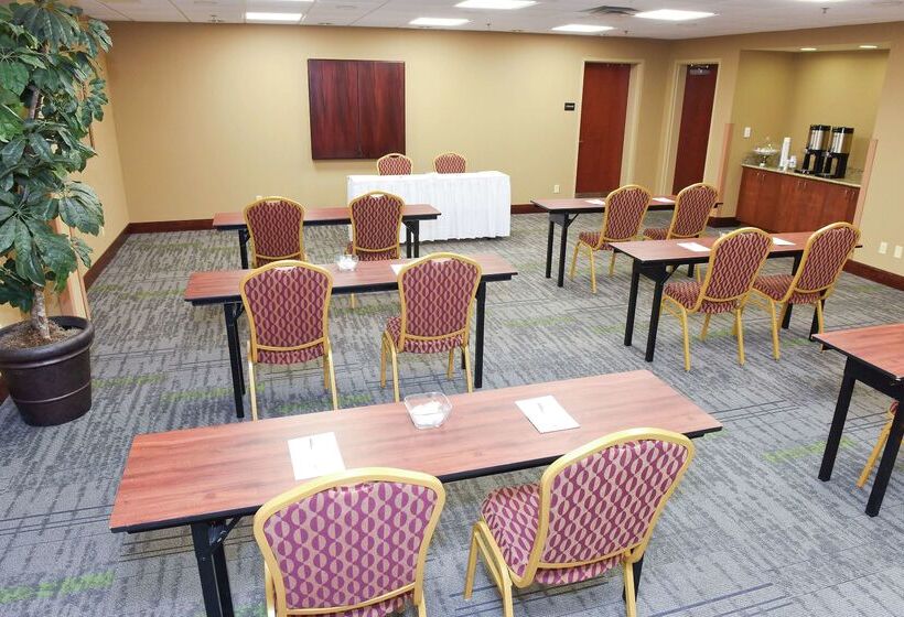 酒店 Hampton Inn & Suites Madisonville