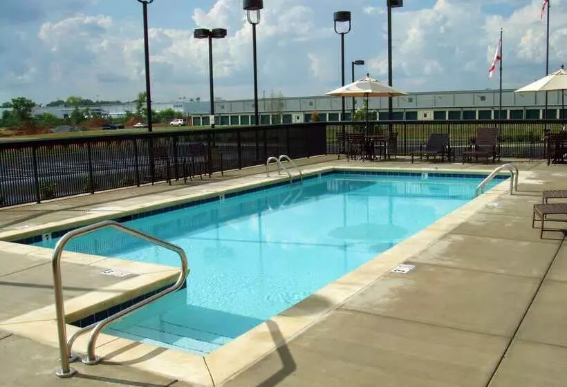 酒店 Hampton Inn Calera