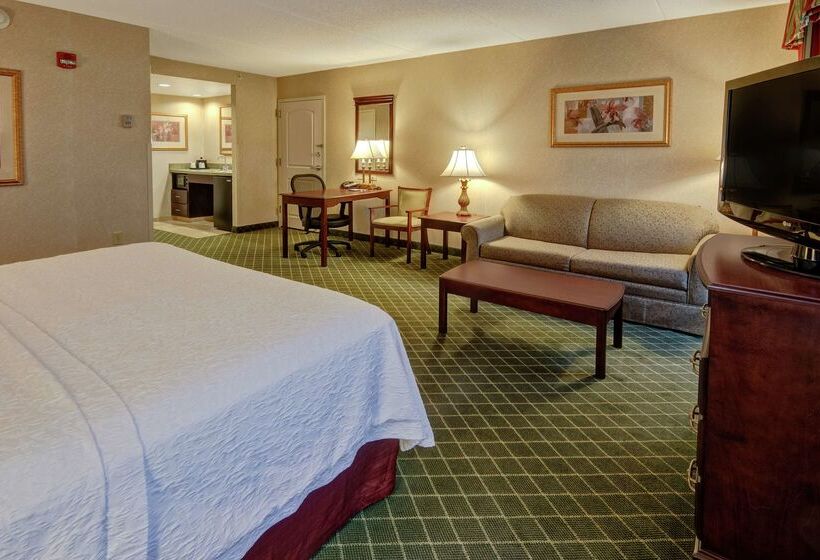 Отель Hampton Inn Cambridge