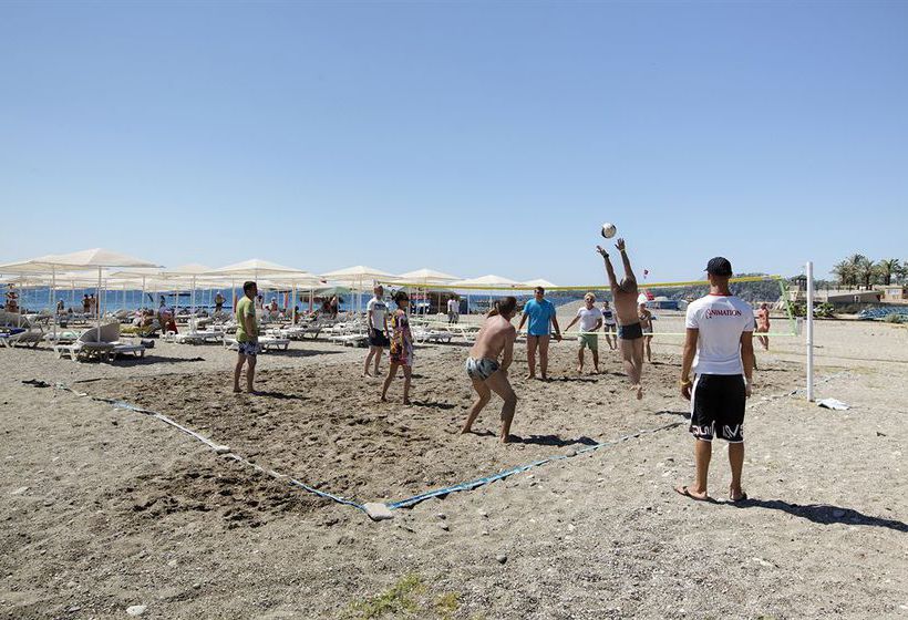 فندق Larissa Park