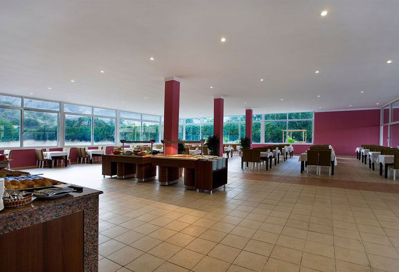 فندق Larissa Park