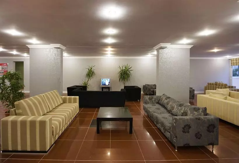 Отель Larissa Park