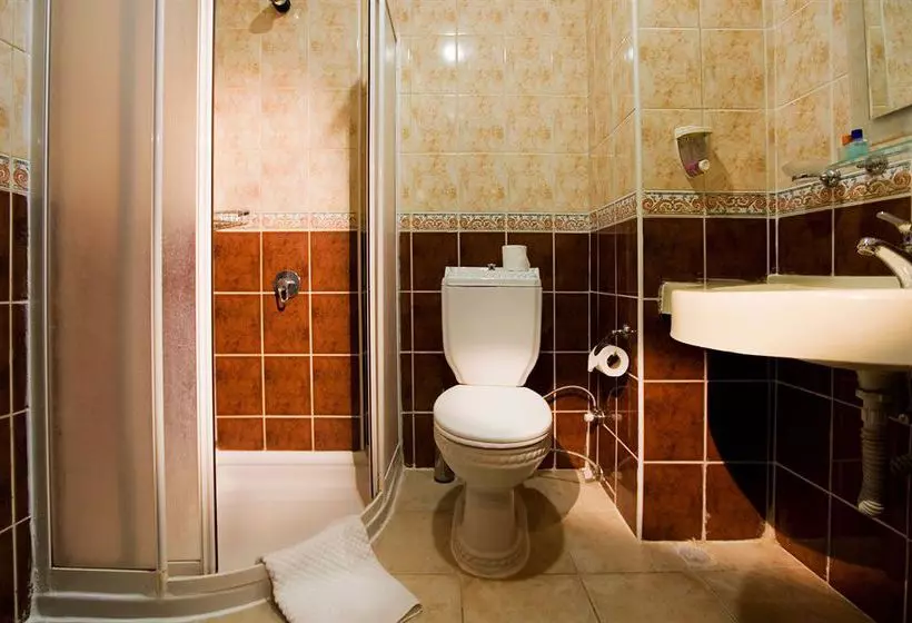 Отель Larissa Park