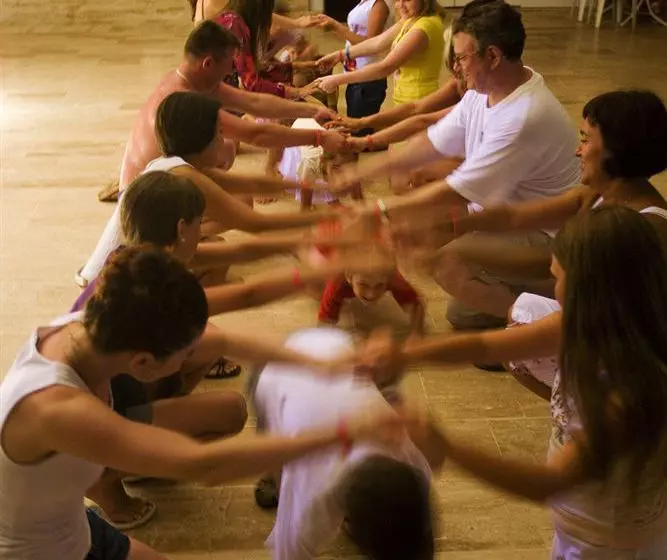 Отель Larissa Park