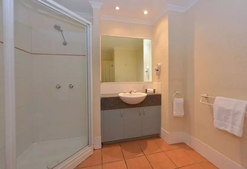 فندق Seascape Holidays   Tropic Sands