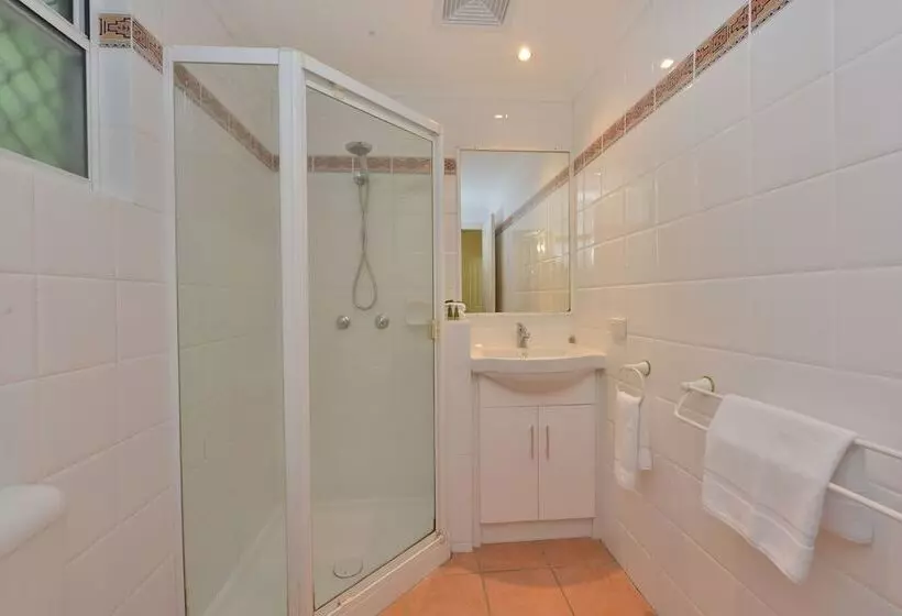 فندق Seascape Holidays   Tropic Sands