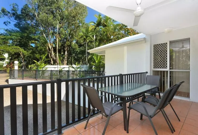 فندق Seascape Holidays   Tropic Sands