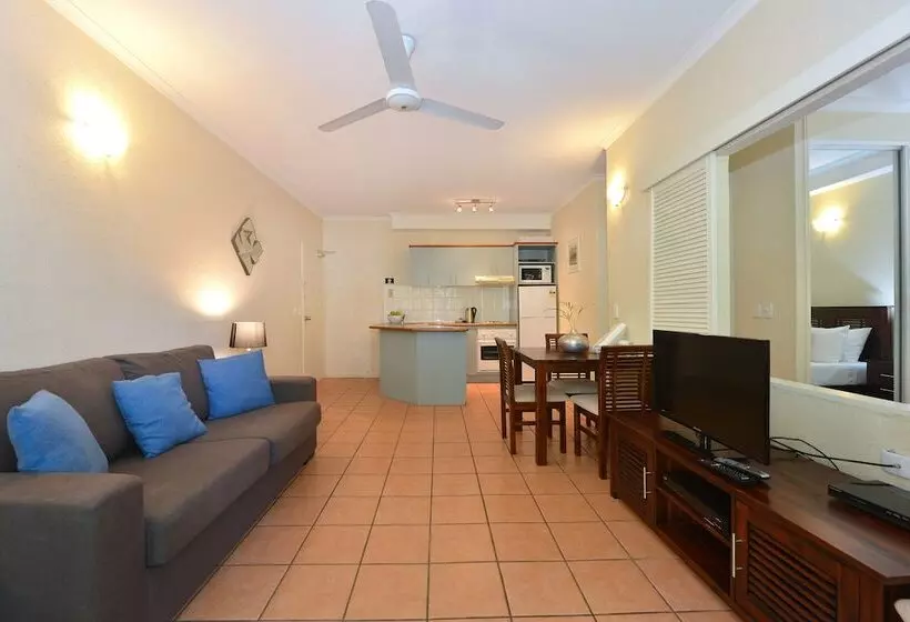 فندق Seascape Holidays   Tropic Sands