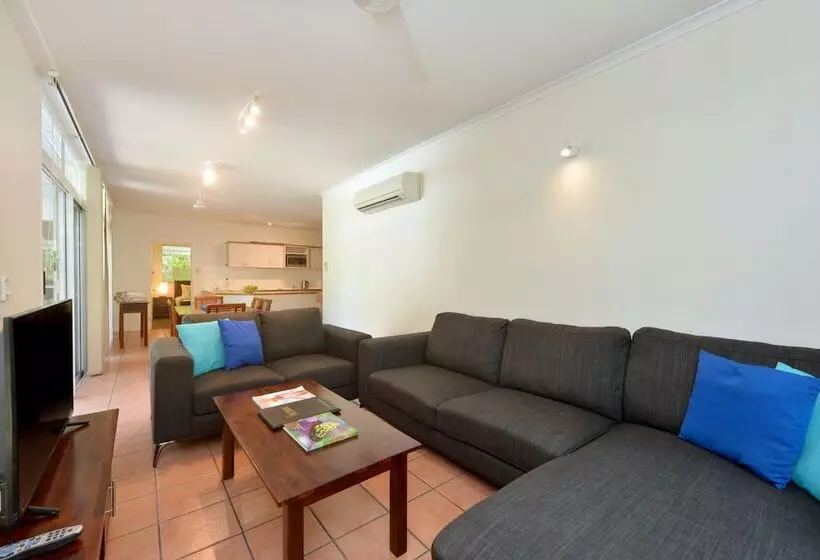 فندق Seascape Holidays   Tropic Sands