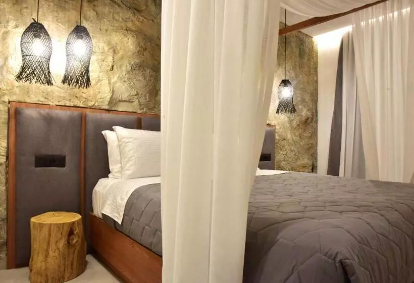 Rafael Hotel Adults Only