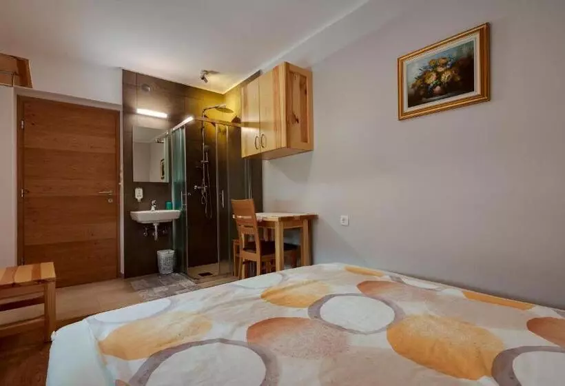 Rooms Pevc & Hostel Ljubno Ob Savinji