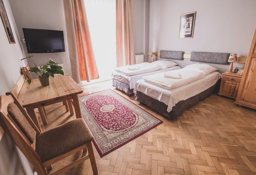 Cybulskiego Guest Rooms