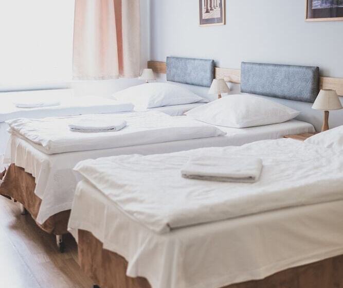 Cybulskiego Guest Rooms