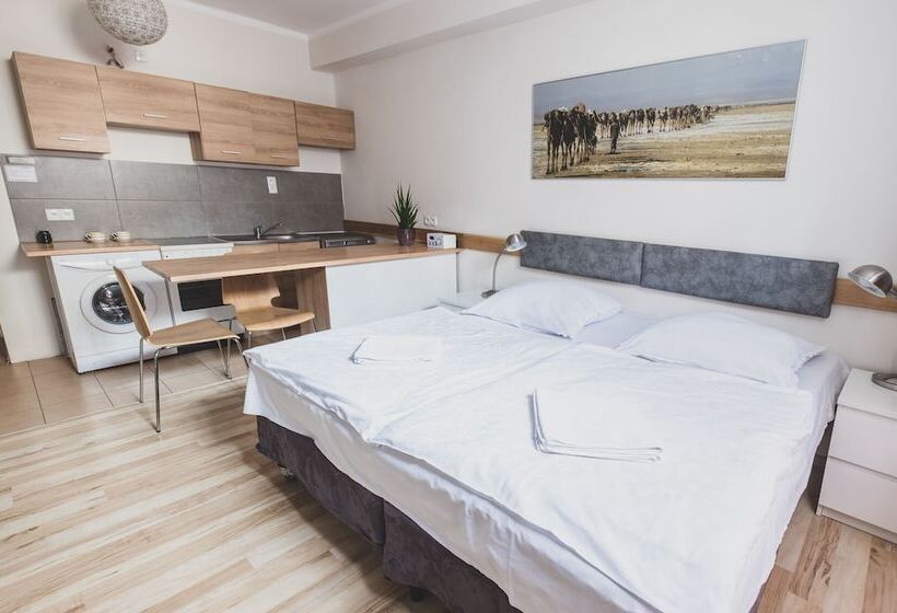 Cybulskiego Guest Rooms