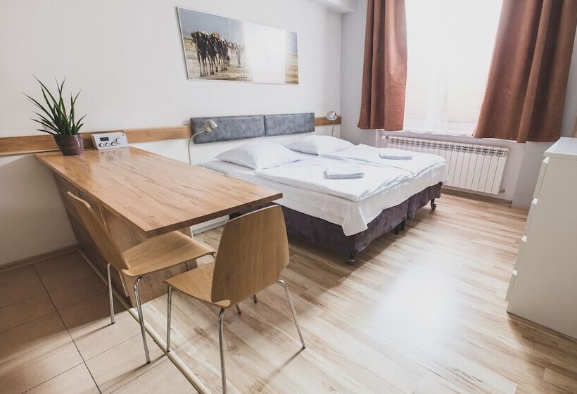 Cybulskiego Guest Rooms