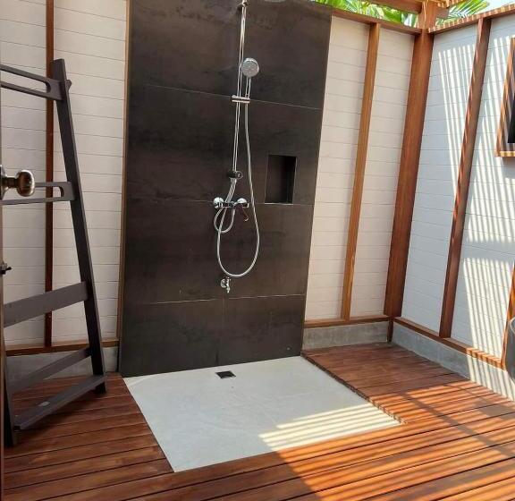 Bann Pae Cabana Hotel And Resort