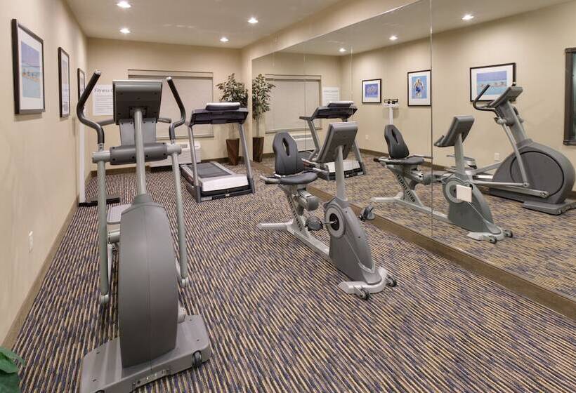 فندق Holiday Inn Express & Suites   Omaha I   80, An Ihg