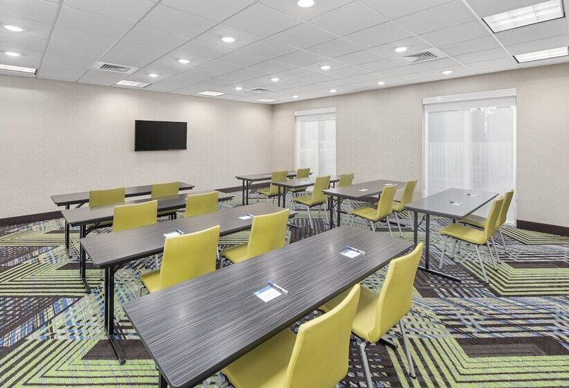 Holiday Inn Express Hotel & Suites Palm Bay, An Ihg