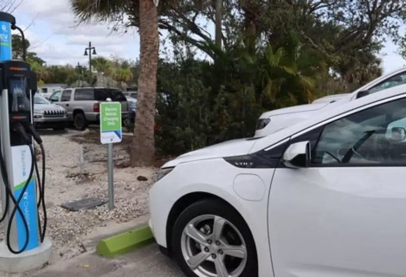 Holiday Inn Express Hotel & Suites Palm Bay, An Ihg