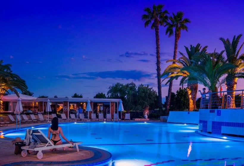 Lagomandra Hotel And Spa