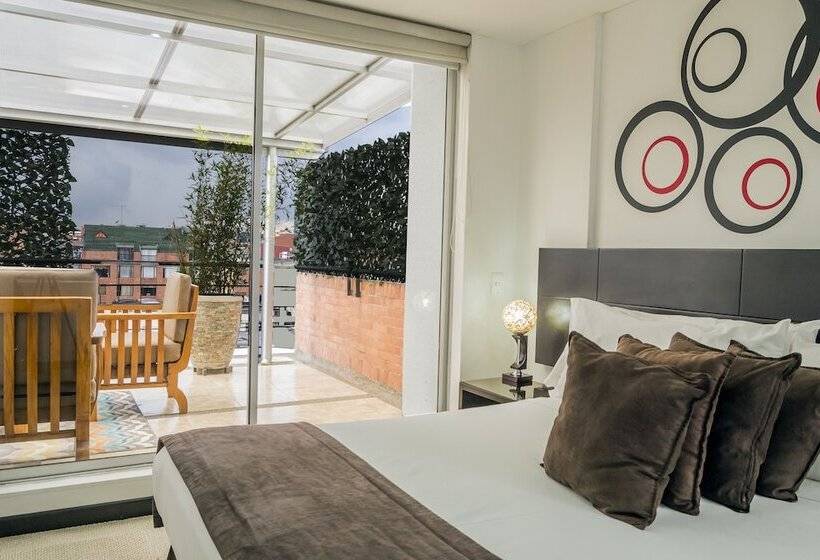 ホテル Regency Suites La Feria