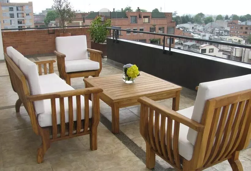 호텔 Regency Suites La Feria