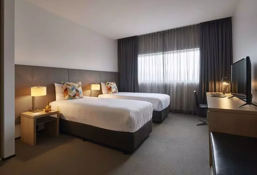 בית מלון כפרי Atura Dandenong