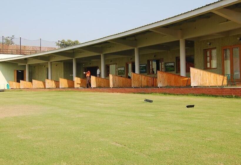 فندق Cambay Sapphire  Gandhinagar