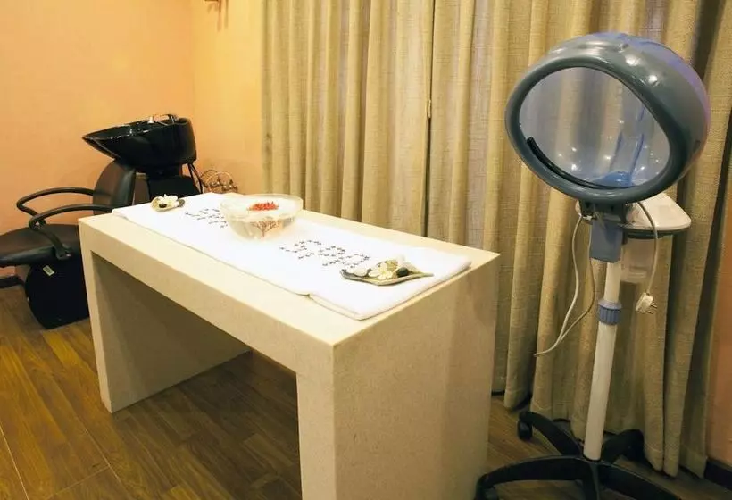 호텔 Cambay Sapphire  Gandhinagar