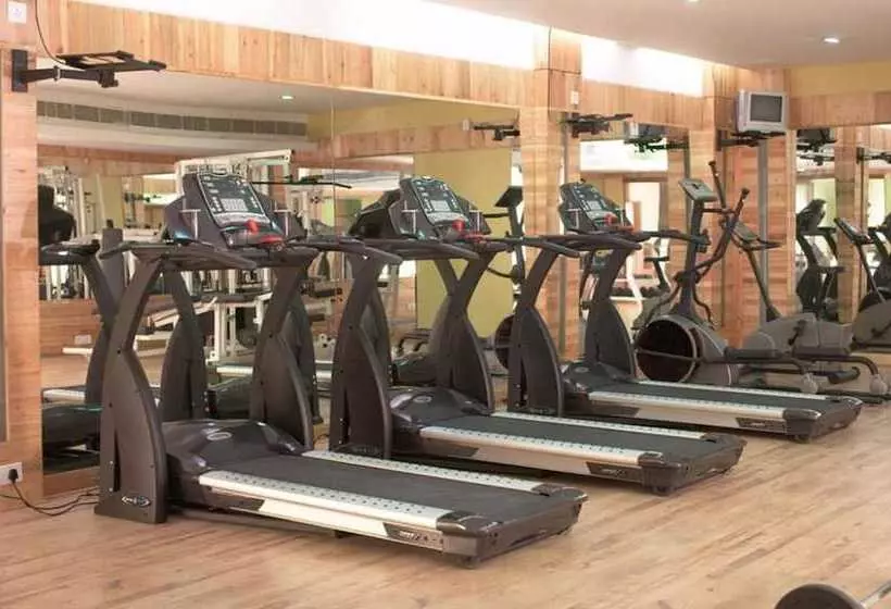 호텔 Cambay Sapphire  Gandhinagar