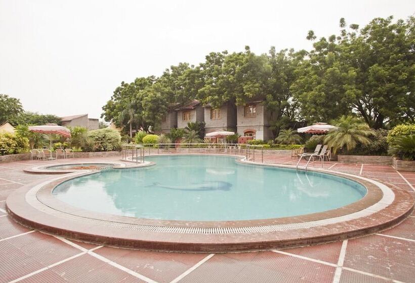 فندق Cambay Sapphire  Gandhinagar