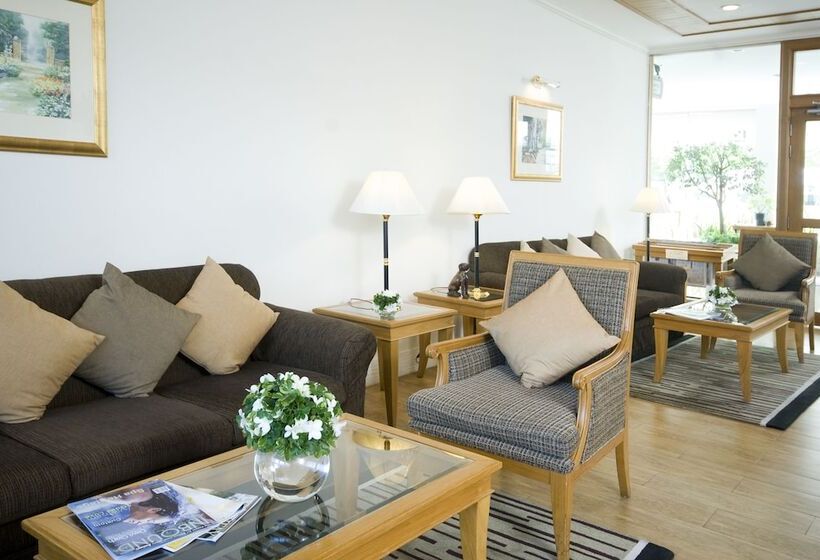 Classic Kameo Hotel And Serviced Apartments, Sriracha