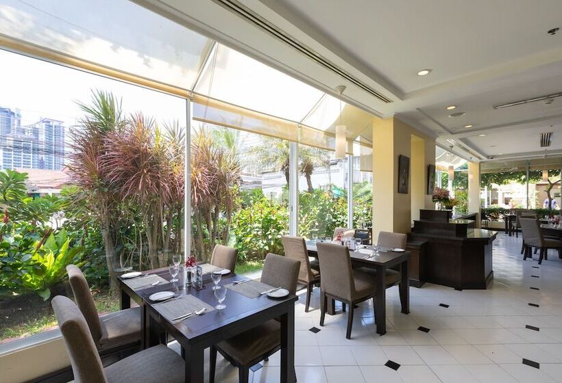 Classic Kameo Hotel And Serviced Apartments, Sriracha