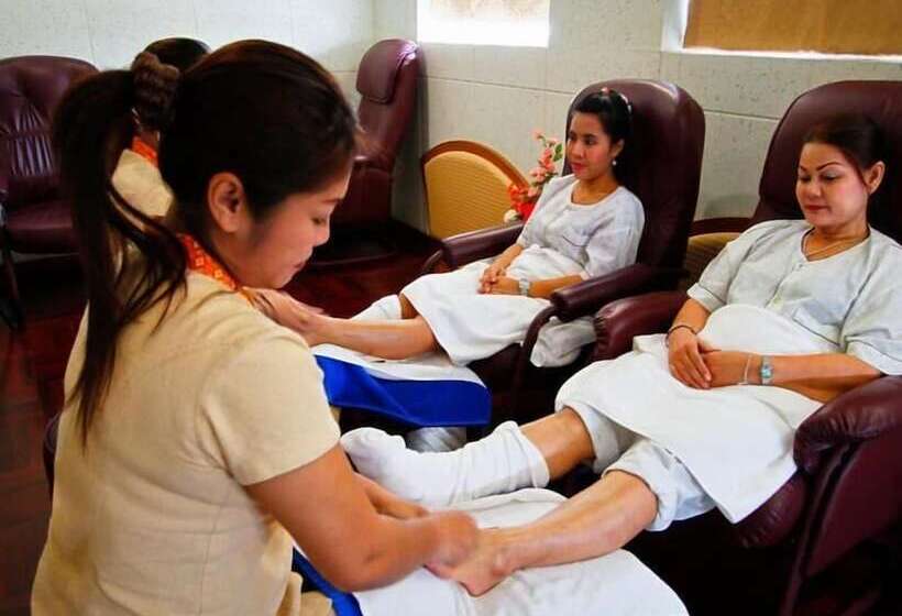 בית מלון כפרי Diamond Plaza