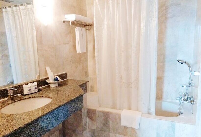 בית מלון כפרי Diamond Plaza