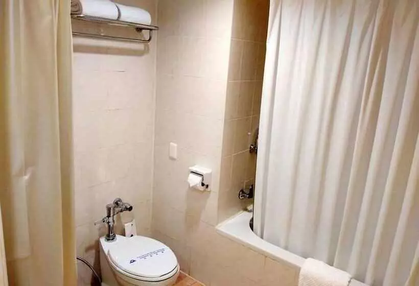 בית מלון כפרי Diamond Plaza