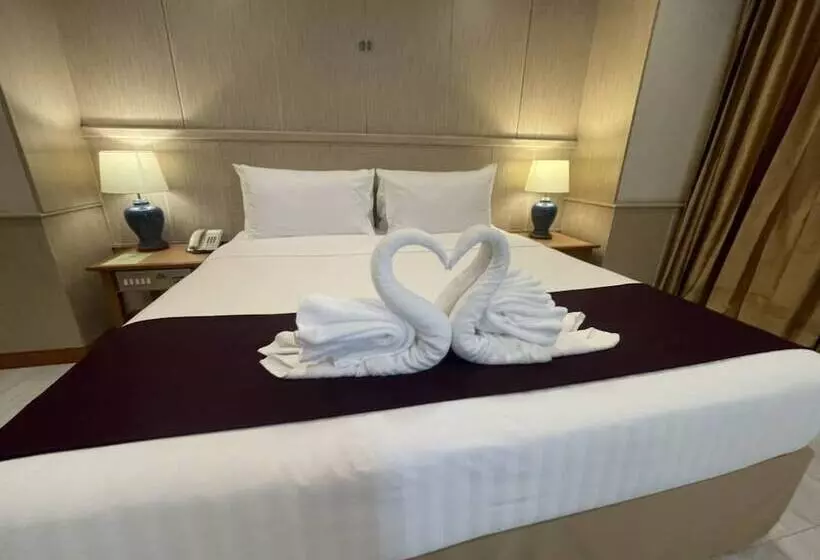 בית מלון כפרי Diamond Plaza