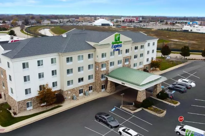Holiday Inn Express Hotel & Suites Waukegan/gurnee, An Ihg