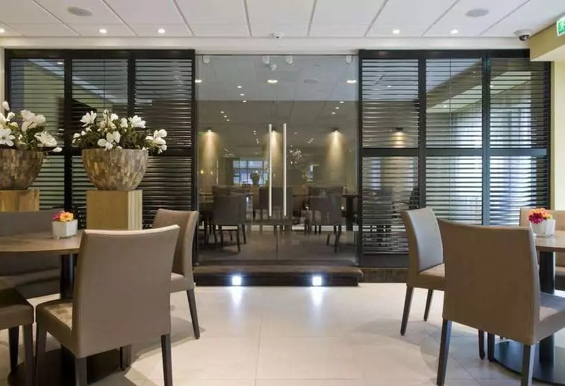 Отель Holiday Inn Express Amsterdam South, An Ihg