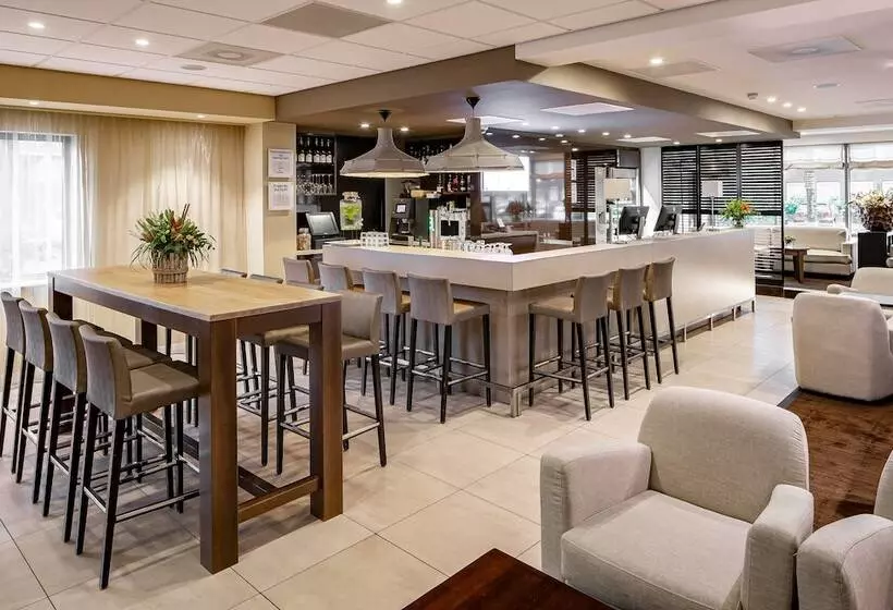 Отель Holiday Inn Express Amsterdam South, An Ihg